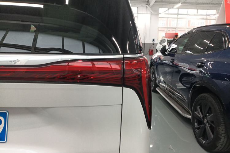 Used Buick Century 2025 2.0T Seven-Seater Yinshi Edition Exterior 6