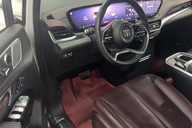 Used Buick Century 2025 2.0T Seven-Seater Yinshi Edition Interior 1
