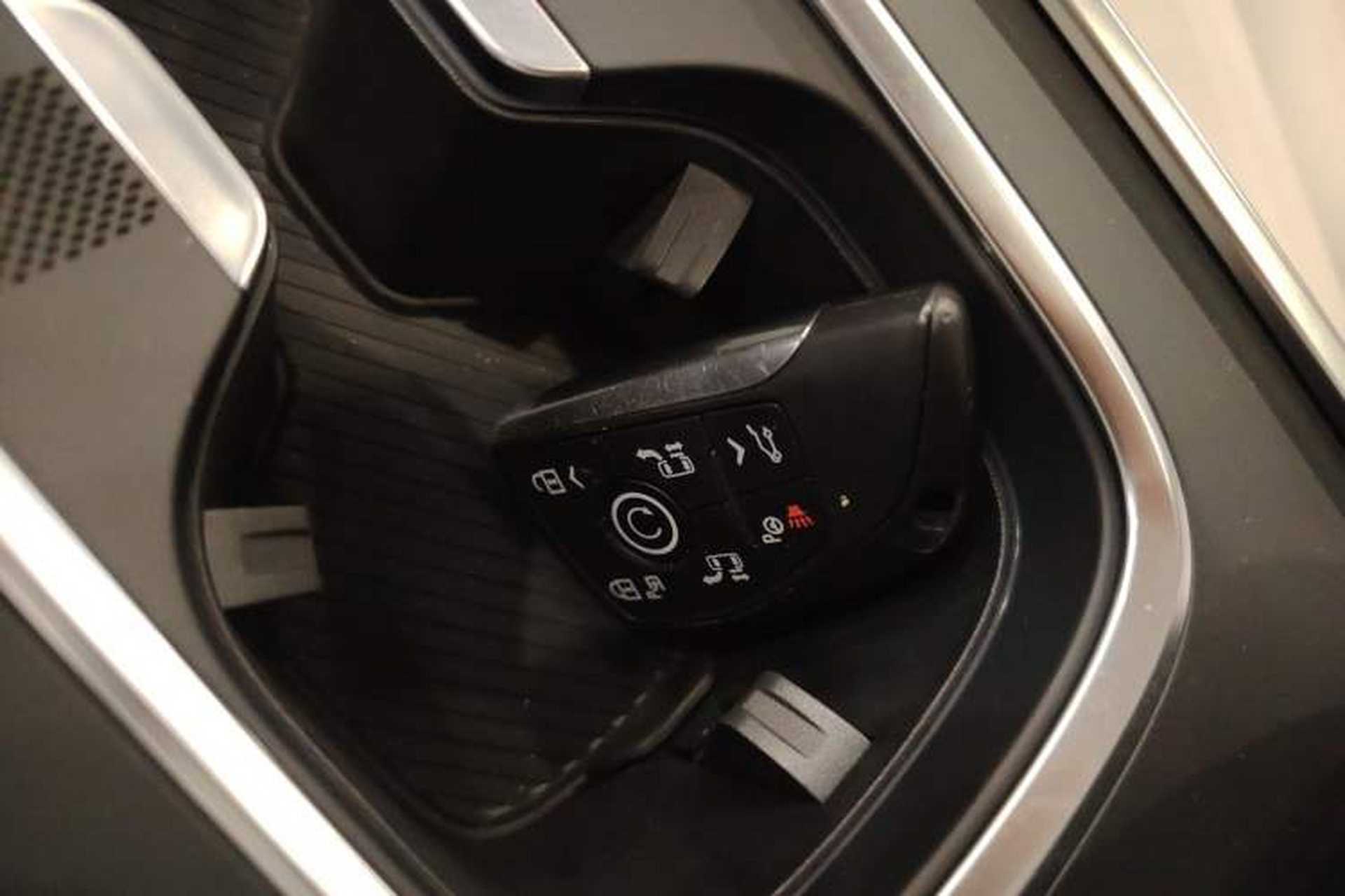 Used Buick Century 2025 2.0T Seven-Seater Yinshi Edition Interior 1