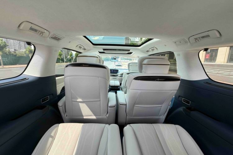 Used Buick Century 2025 2.0T Six-Seater YinShi Edition Interior 1