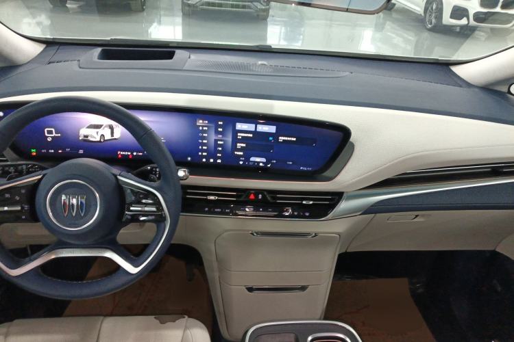 Used Buick Century 2025 2.0T Seven-Seater Yinshi Edition Interior 2