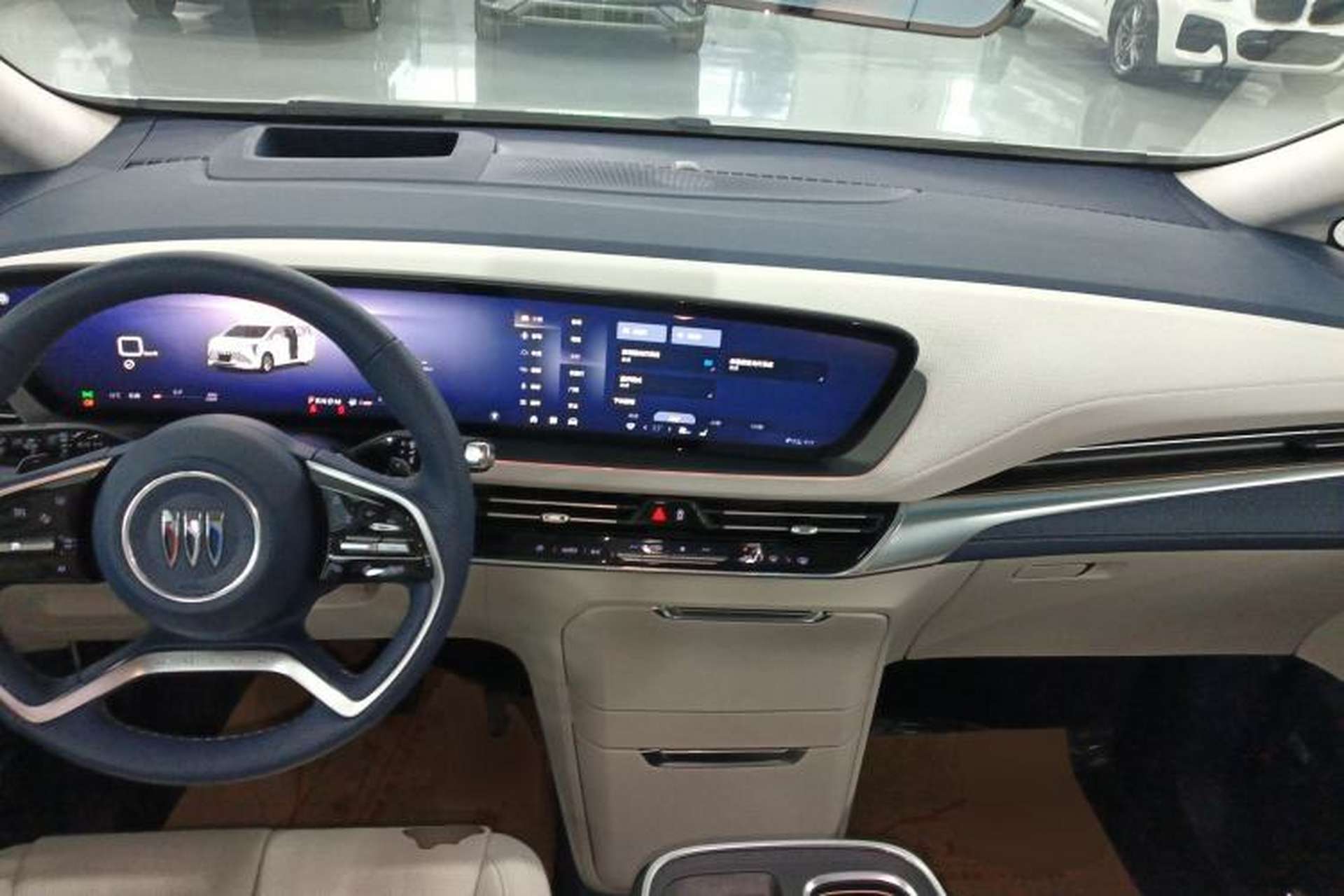 Used Buick Century 2025 2.0T Seven-Seater Yinshi Edition Interior 2