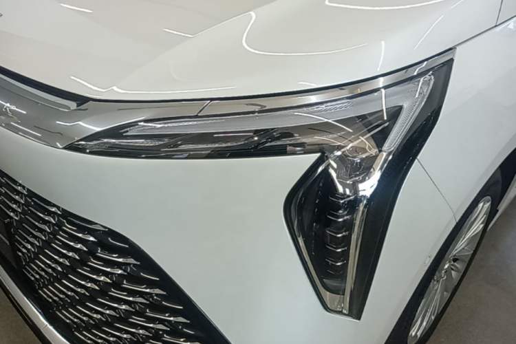 Used Buick Century 2025 2.0T Six-Seater YinShi Edition Left Front Headlight