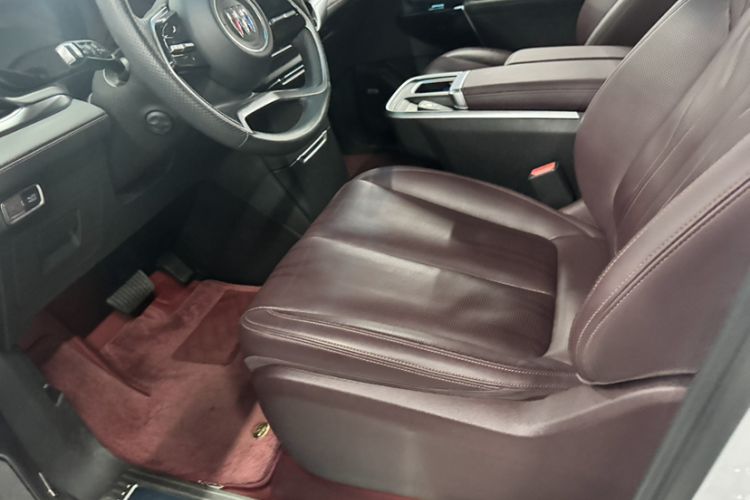Used Buick Century 2025 2.0T Seven-Seater Yinshi Edition Left Front Seat