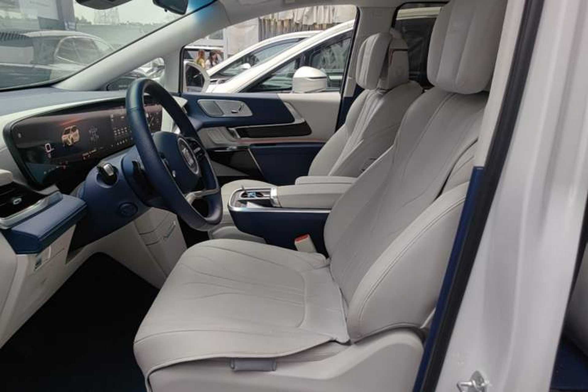 Used Buick Century 2025 2.0T Seven-Seater Yinshi Edition Left Front Seat