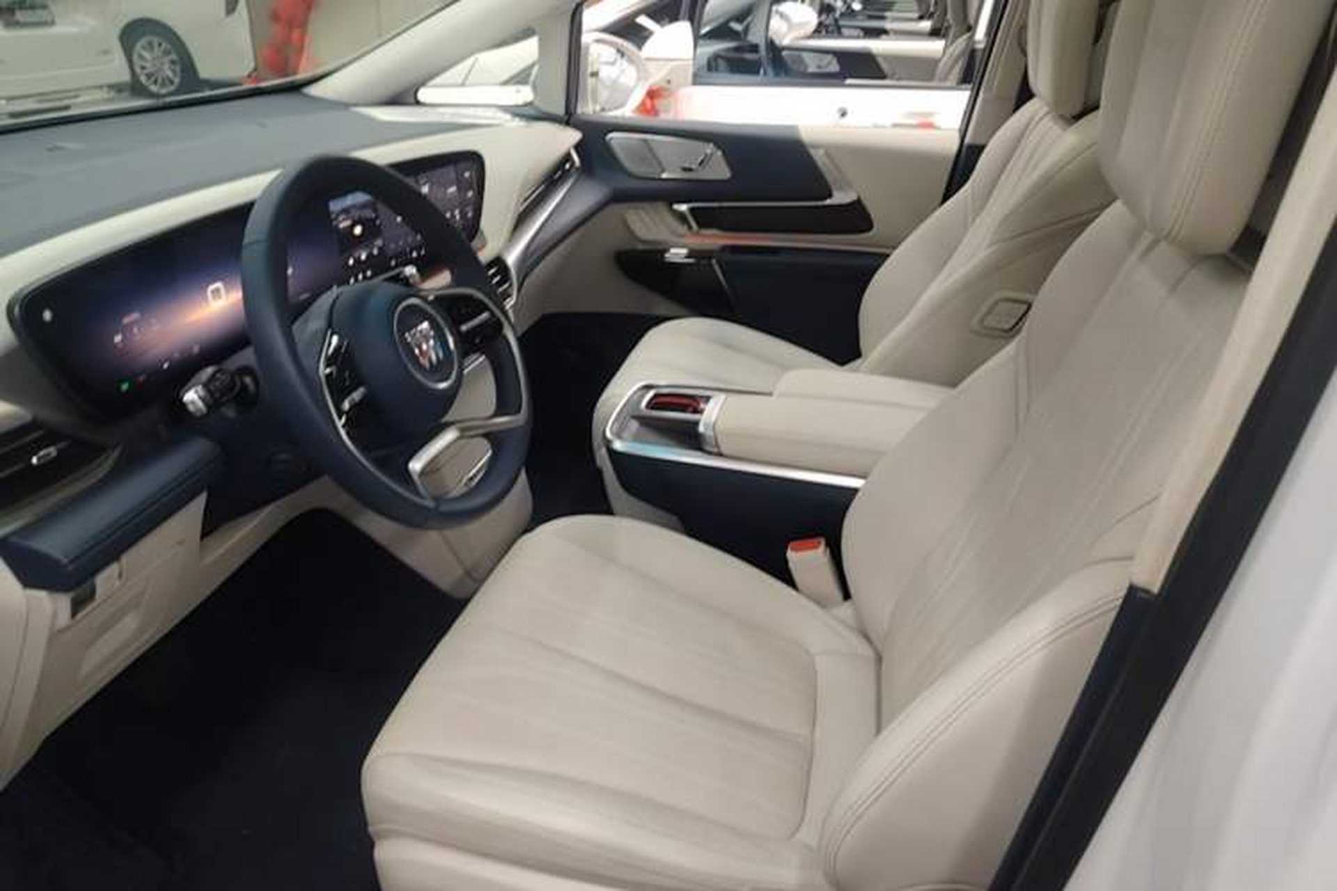 Used Buick Century 2025 2.0T Seven-Seater Yinshi Edition Left Front Seat