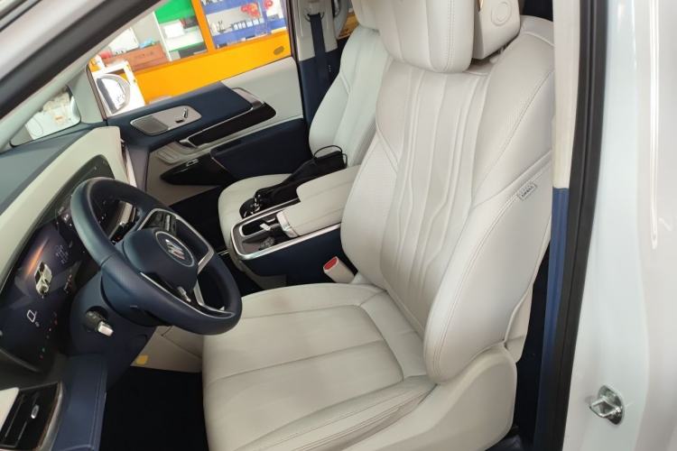 Used Buick Century 2025 2.0T Seven-Seater Yinshi Edition Left Front Seat