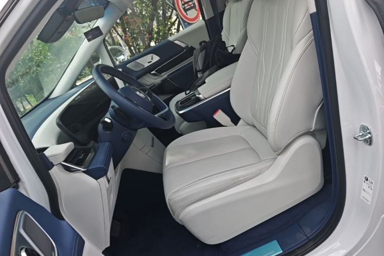 Used Buick Century 2025 2.0T Seven-Seater Yinshi Edition Left Front Seat