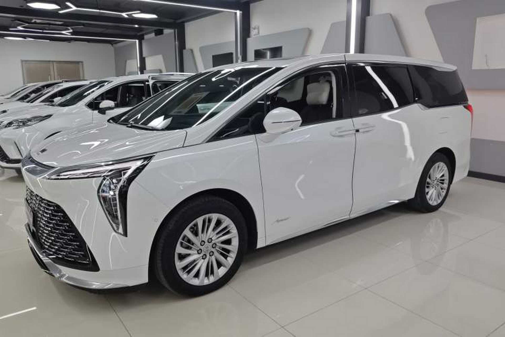 Used Buick Century 2025 2.0T Six-Seater YinShi Edition Left Side