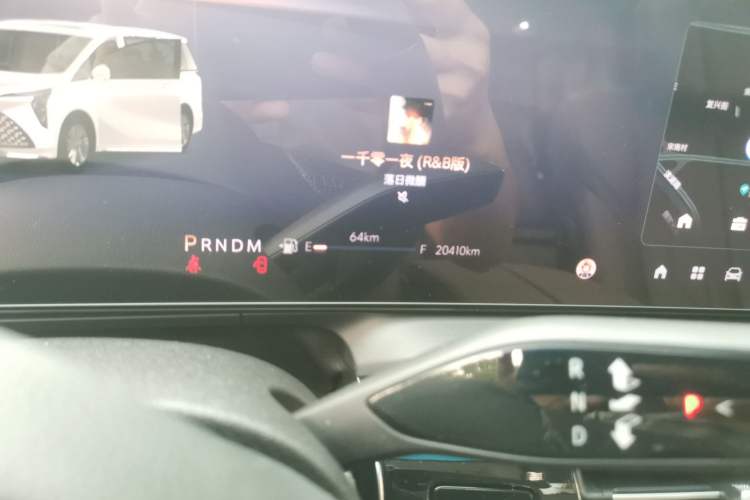 Used Buick Century 2025 2.0T Seven-Seater Deluxe Edition Odometer Close Up