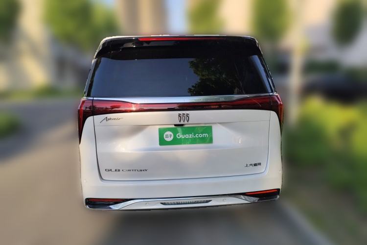 Used Buick Century 2025 2.0T Seven-Seater Yinshi Edition Rear