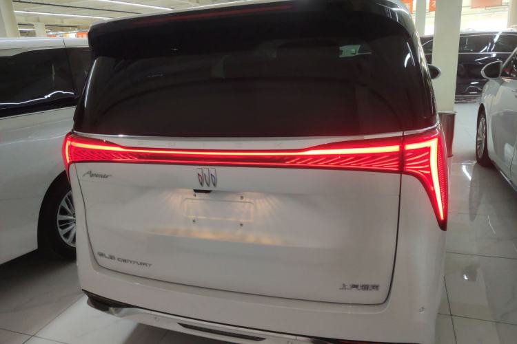 Used Buick Century 2025 2.0T Six-Seater YinShi Edition Rear