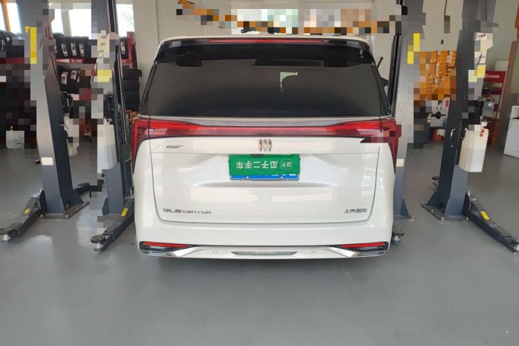 Used Buick Century 2025 2.0T Seven-Seater Yinshi Edition Rear