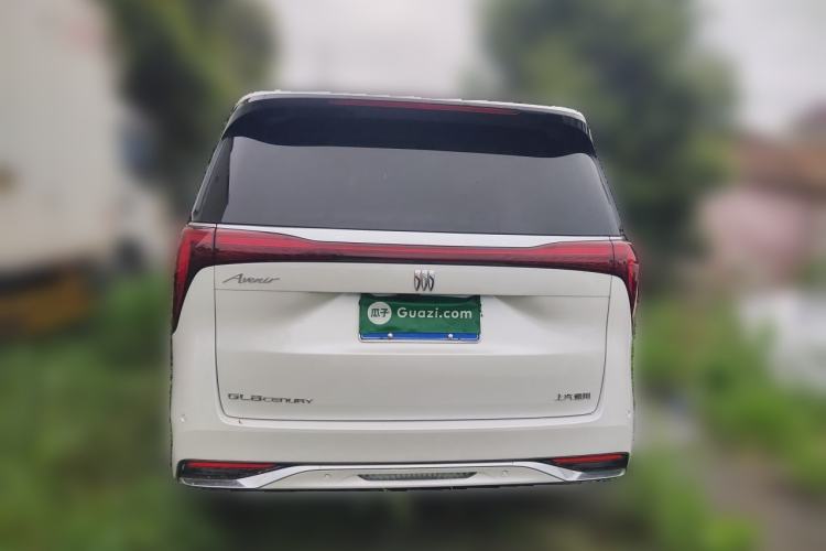 Used Buick Century 2025 2.0T Seven-Seater Yinshi Edition Rear