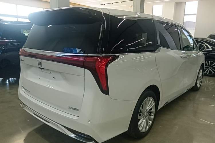 Used Buick Century 2025 2.0T Six-Seater YinShi Edition Rear Right 45 Deg