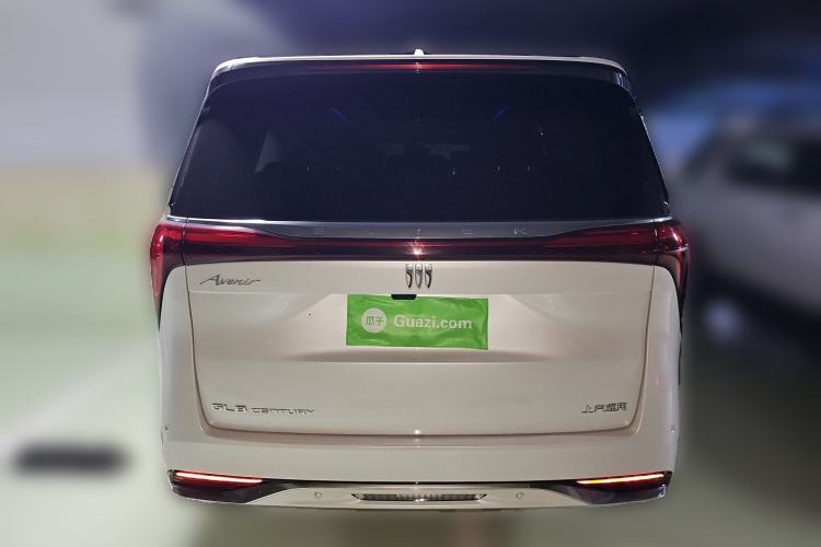 Used Buick Century 2025 2.0T Seven-Seater Yinshi Edition Rear