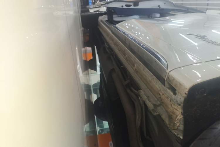 Used Buick Century 2025 2.0T Seven-Seater Yinshi Edition Right Side Sill