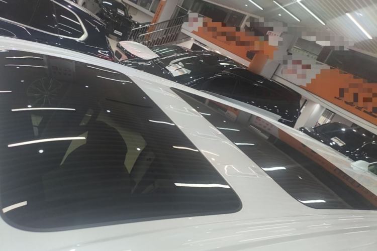 Used Buick Century 2025 2.0T Seven-Seater Yinshi Edition Roof