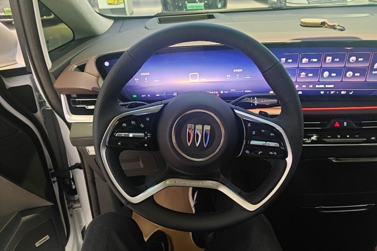 Used Buick Century 2025 2.0T Six-Seater YinShi Edition Steering Wheel