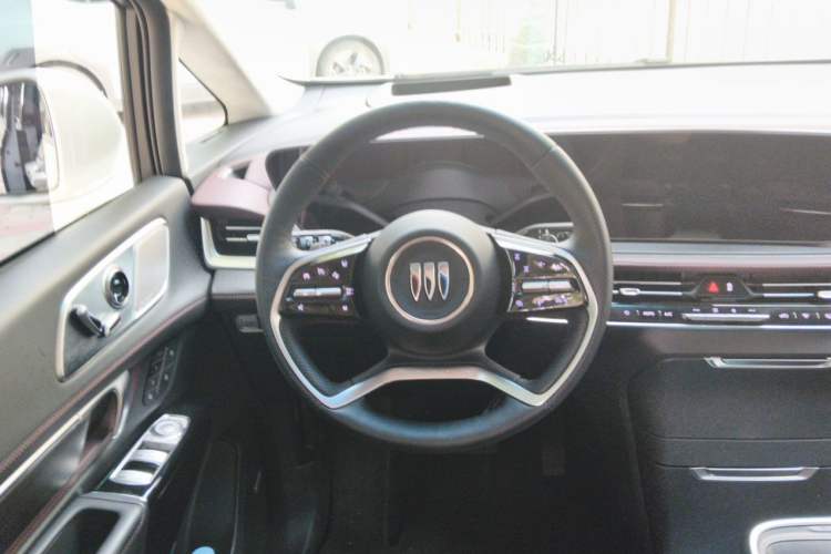 Used Buick Century 2025 2.0T Six-Seater YinShi Edition Steering Wheel