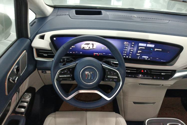 Used Buick Century 2025 2.0T Seven-Seater Yinshi Edition Steering Wheel