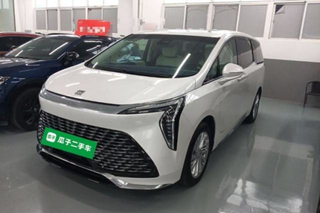 Used Buick Century 2025 2.0T Seven-Seater Yinshi Edition