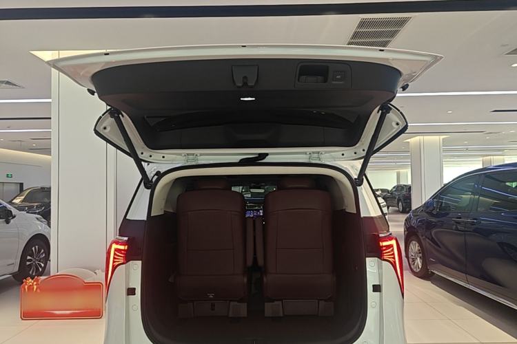 Used Buick Century 2025 2.0T Six-Seater YinShi Edition Trunk