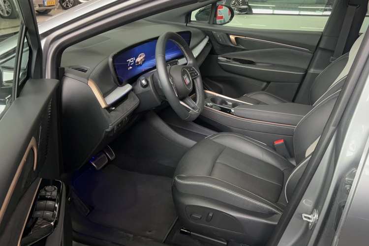 Used Buick E4 2023 GS Edition Interior 2