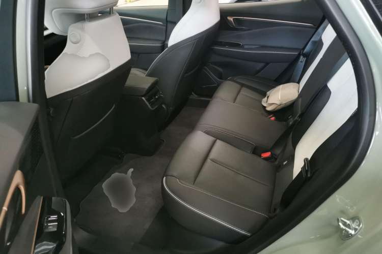 Used Buick E4 2023 GS Edition Left Rear Seat