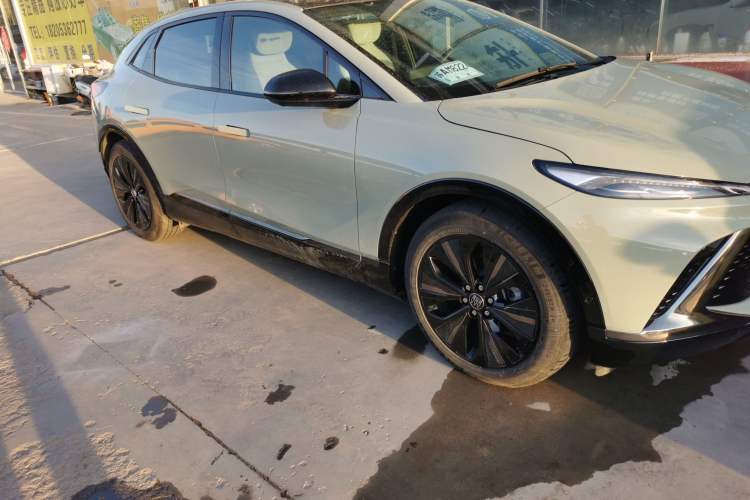 Used Buick E4 2023 GS Edition Right Side