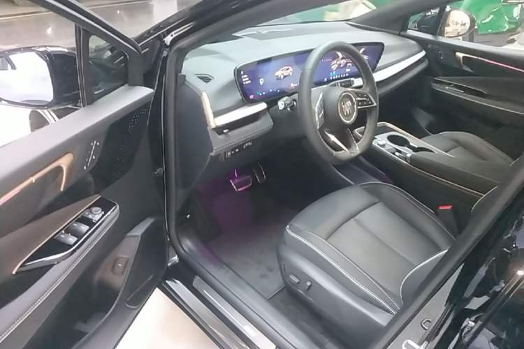 Used Buick E4 2023 GS Edition Driver Seat