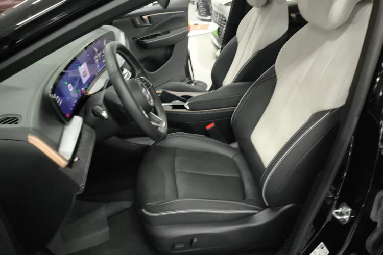 Used Buick E4 2023 GS Edition Left Front Seat