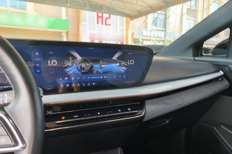 Used Buick E4 2023 GS Edition Audio And AC Panel