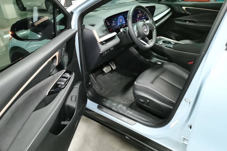 Used Buick E4 2023 GS Edition Driver Seat