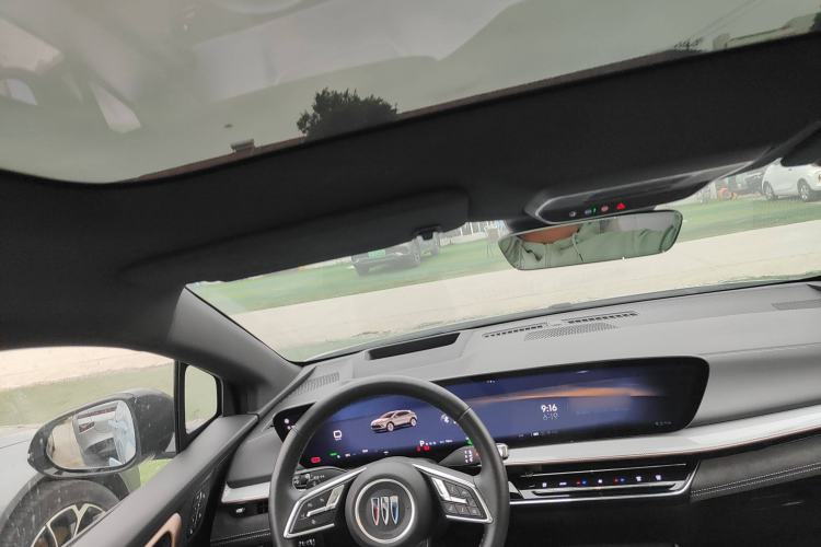 Used Buick E4 2023 GS Edition Headliner