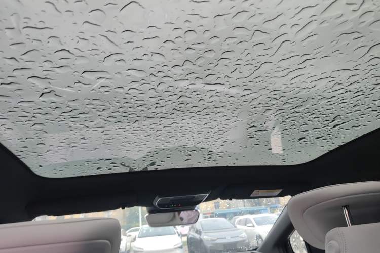 Used Buick E4 2023 GS Edition Headliner