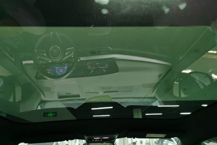 Used Buick E4 2023 GS Edition Headliner