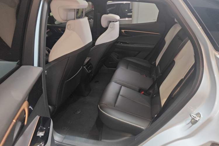 Used Buick E4 2023 GS Edition Left Rear Seat