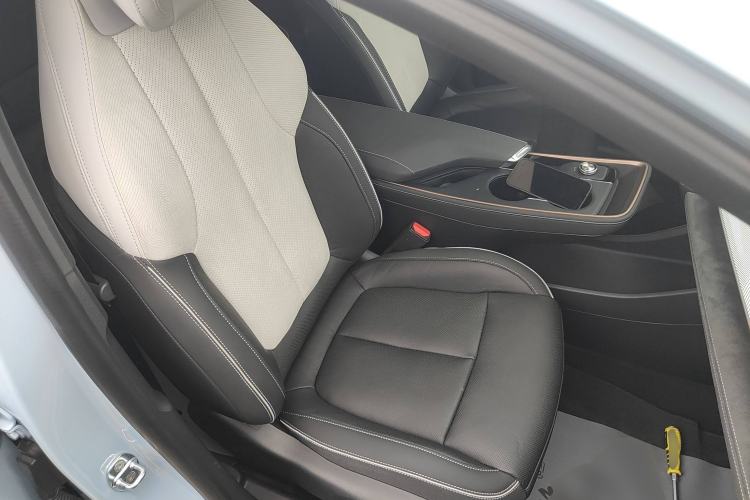 Used Buick E4 2023 GS Edition Right Front Seat