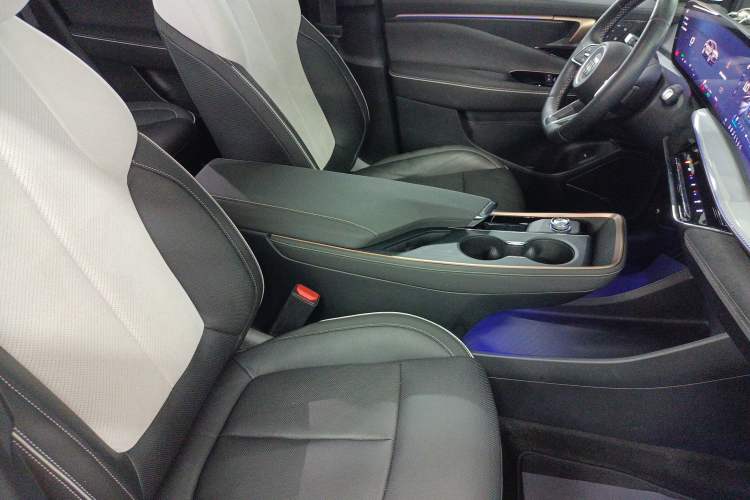 Used Buick E4 2023 GS Edition Right Front Seat