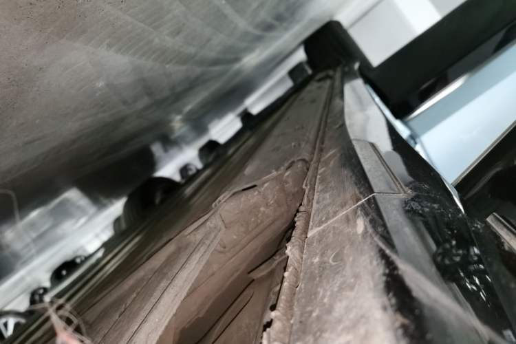 Used Buick E4 2023 GS Edition Right Side Sill