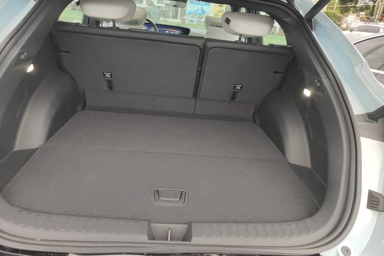 Used Buick E4 2023 GS Edition Trunk