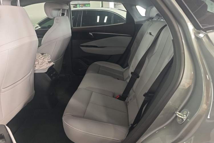 Used Buick E4 2023 Deluxe Edition Left Rear Seat