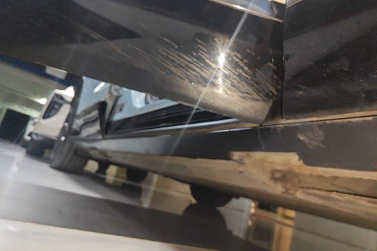 Used Buick E4 2023 GS Edition Right Side Sill