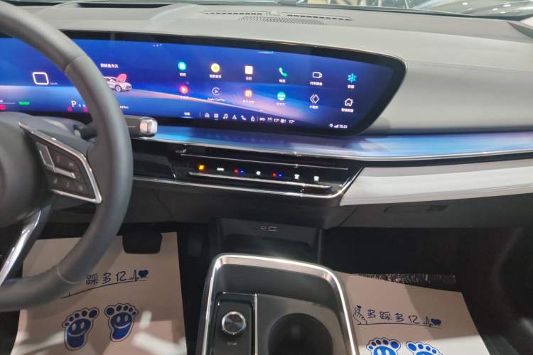 Used Buick E4 2023 Smart Edition Audio And AC Panel