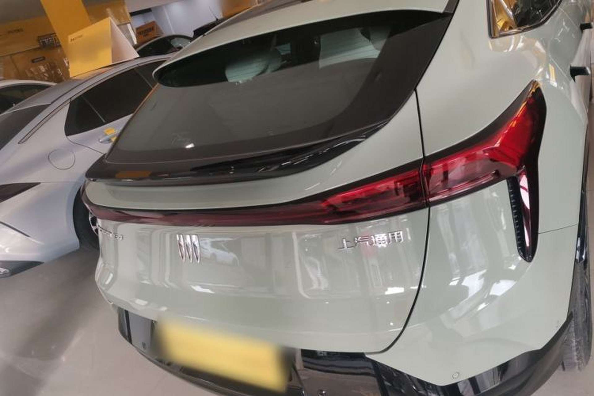Used Buick E4 2023 Deluxe Edition Exterior 4