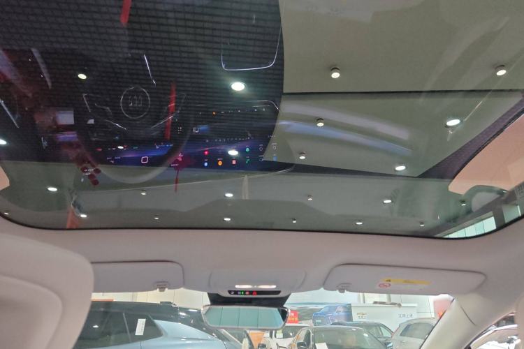 Used Buick E4 2023 Smart Edition Headliner
