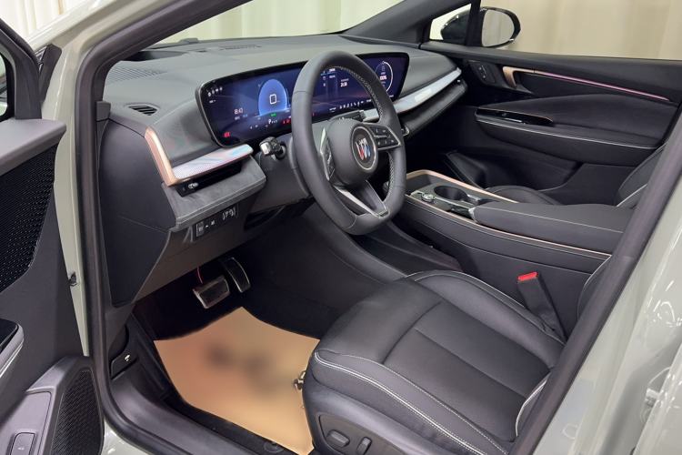 Used Buick E4 2023 GS Edition Interior 1