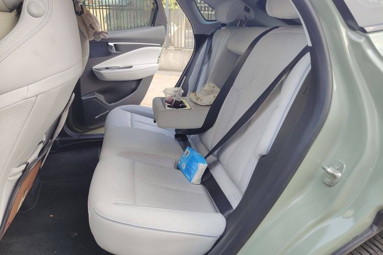 Used Buick E4 2023 Deluxe Edition Interior 4