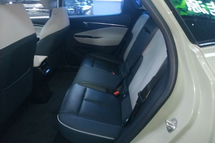 Used Buick E4 2023 Deluxe Edition Left Rear Seat